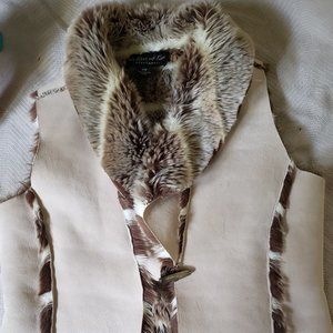 Vintage Outdoor Editions By Parkhurst Womens Size med Faux Fur and Suede Vest 